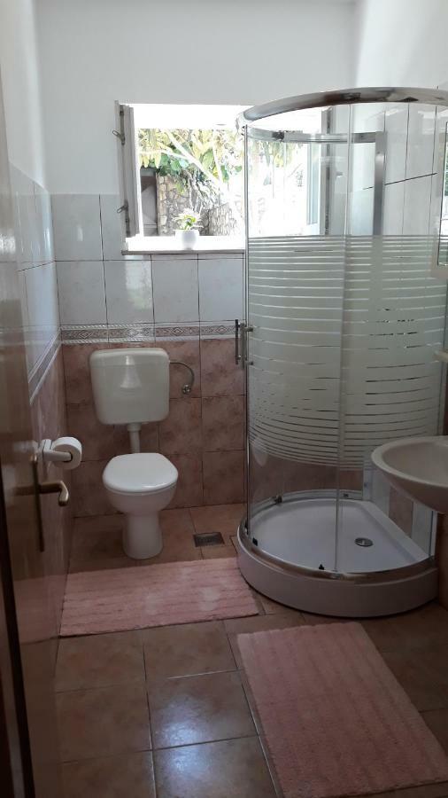 Apartment Ivo Trogir Exterior photo